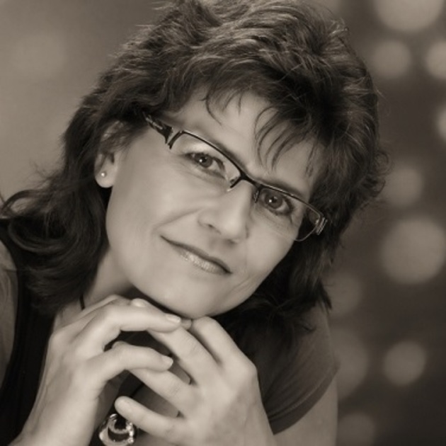 Portrait of Ellen Feist