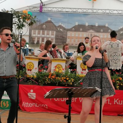 027.jpg