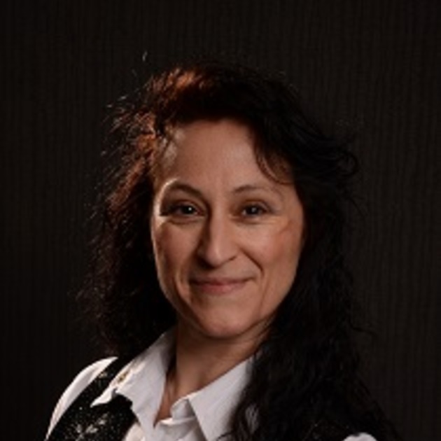 Portrait of Jeanette Weitzel